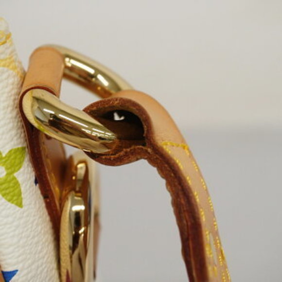 Louis Vuitton Monogram Lodge GM Shoulder Bag - Picture 13 of 14